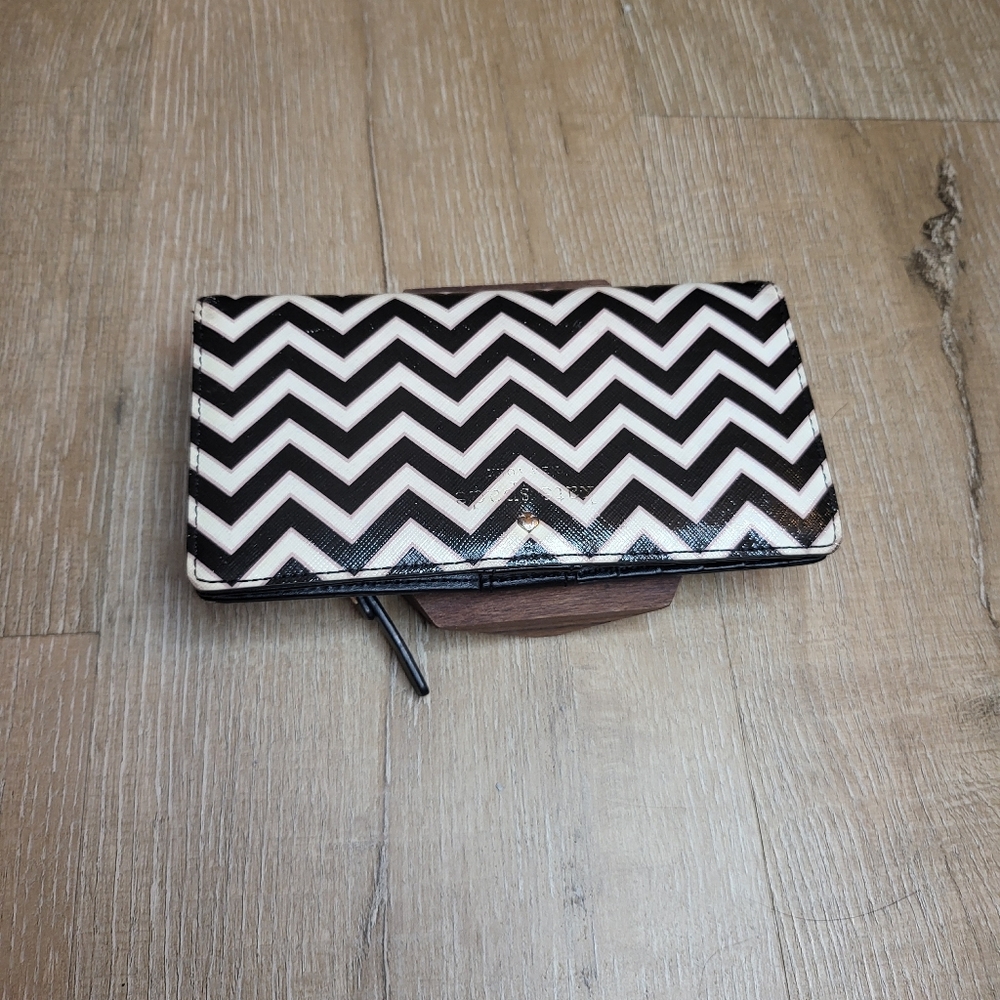 Kate Spade Black and White Chevron Wallet